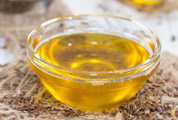 亞麻籽油廠家：亞麻籽油怎樣食用最好？